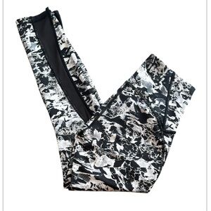 lululemon athletica Black and White Patterned Leggings
